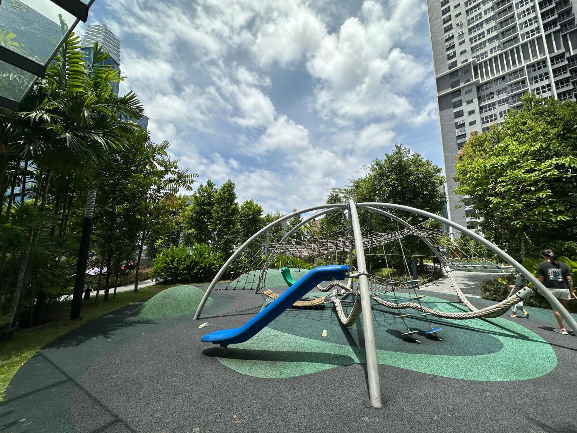 Pangsapuri Skyhigh Agilebb 2b1r -1 Min To Trx&pavilion, View, Up To 6pax Kuala Lumpur